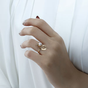 خرید انگشتر طلا 18 عیار زنانه مایا ماهک مدل MR0605